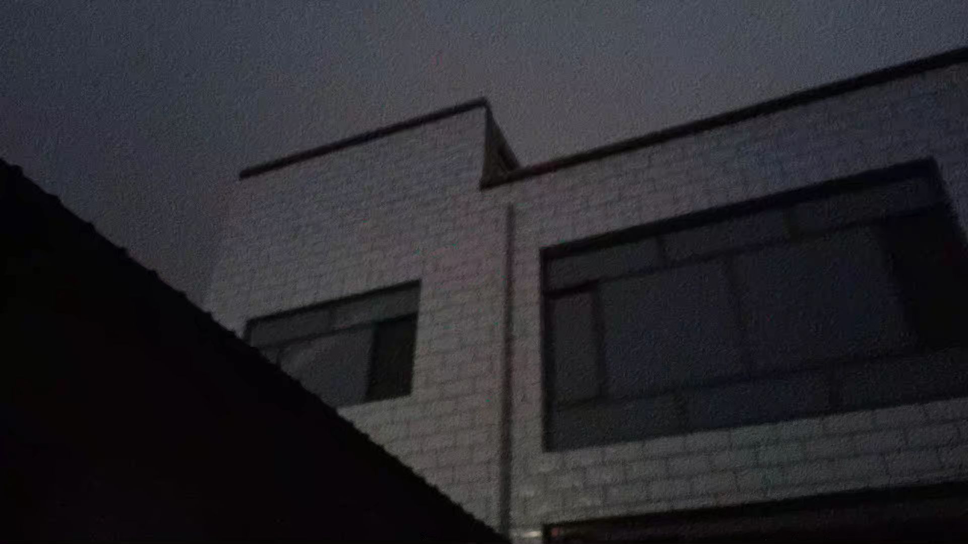 北京房山突发雷电天气